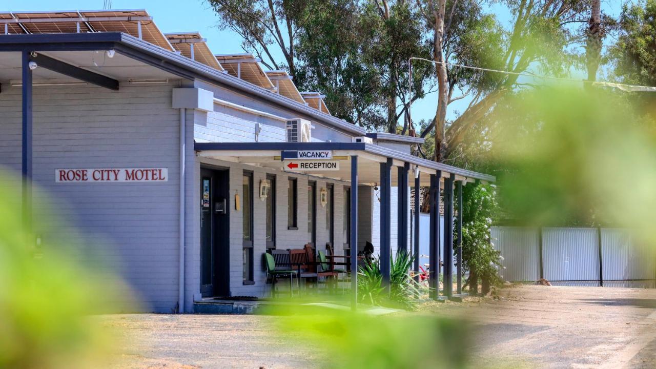 Rose City Motor Inn Benalla Exterior photo
